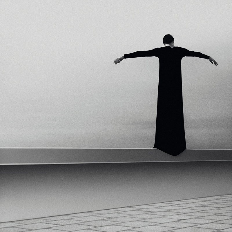 Noell OszvaldʫΨĺڰӰƷ